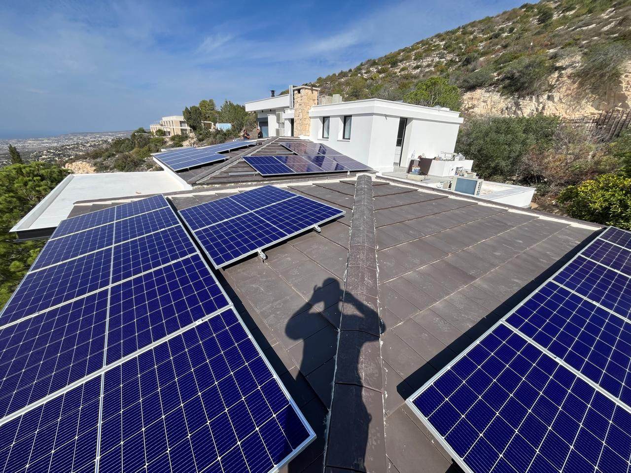 Φωτοβολταϊκό 50kW + Αποθήκευση 200kWh